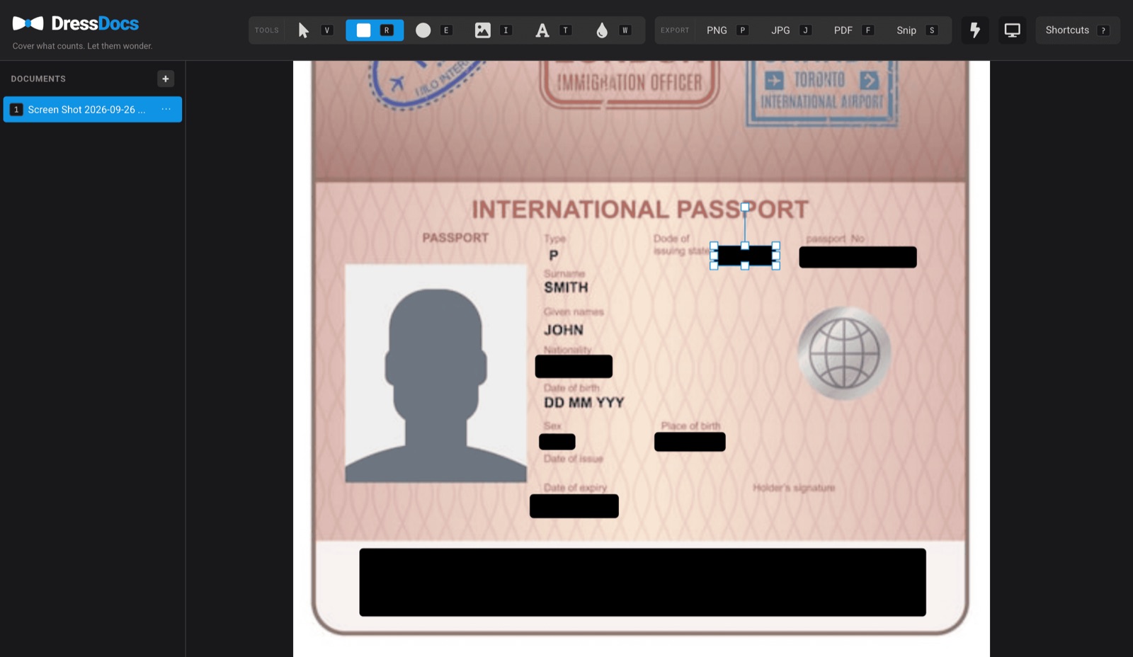 Tapando datos personales de un documento en Dress Docs